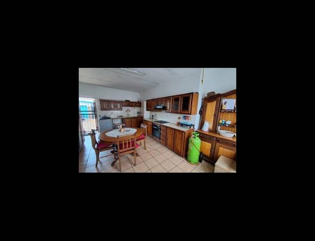 4 BEDROOM HOUSE FOR SALE IN BOOYSENS